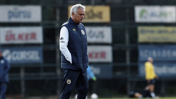 Ali Koç-Mourinho toplantısından kritik karar çıktı! Dört yıldızın geleceği belli oldu - Resim: 3