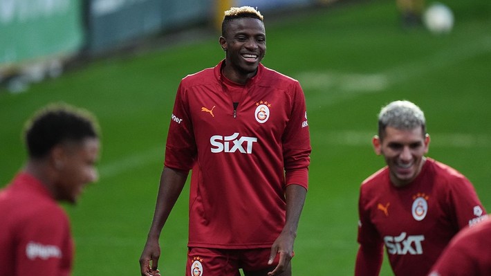 Dursun Özbek Napoli ile anlaştı Victor Osimhen'i ikna kampanyası başladı! Nijeryalı golcünün son kararı... - Resim: 9