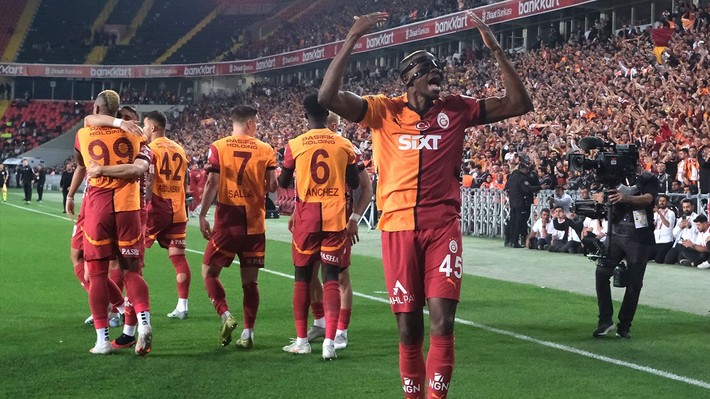 Victor Osimhen teklifi kabul etti! Türkiye Kupası sonrası yeni takımı belli oldu - Resim: 6