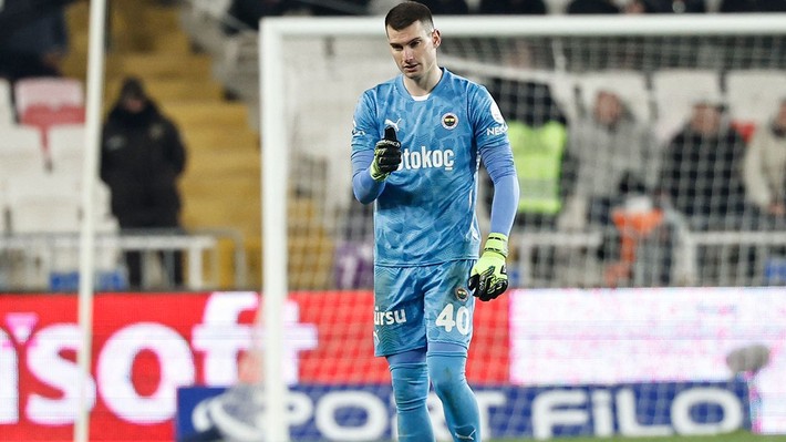 Livakovic'in yerine gelecek kaleci belli oldu! İşte Fenerbahçe'nin teklif ettiği rakam - Resim: 3