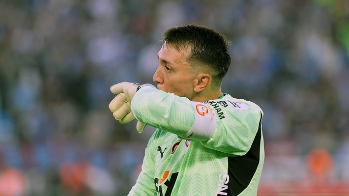 Muslera'nın yerine gelecek isim belli oldu! Galatasaray'ın yıldızlarını sosyal medyadan takip etmeye başladı - Resim: 5