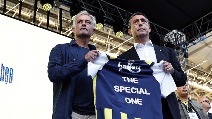 Ali Koç, Mourinho'nun yerine 3 Şampiyonlar Ligi kazanan teknik direktörü getiriyor! Tazminat bedeli ortaya çıktı - Resim: 2