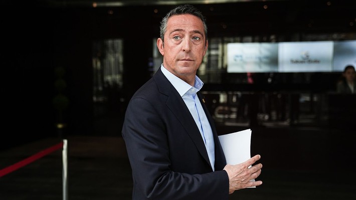 Ali Koç Fenerbahçe Gönüllüleri Derneği'ni bastı! “Siz bizi devirmeye mi çalışıyorsunuz?” - Resim: 3