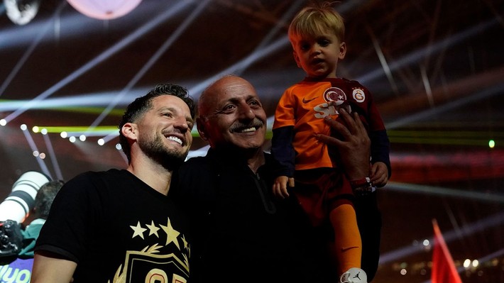 Dursun Özbek'ten Okan Buruk'a 5. yıldız hediyesi! Zaniolo yalnız dönmeyecek - Resim: 5