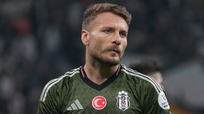 Serdal Adalı transferde gözünü kararttı! Beşiktaş yeni sezona iki dünya yıldızıyla girecek - Resim: 2
