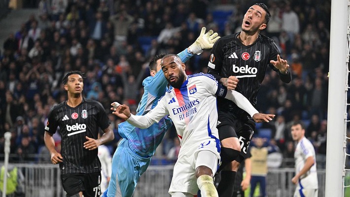 Fabri'ye attığı golle kariyer yaptı! Serdal Adalı yıldız isimle görüşmelere başladı - Resim: 3