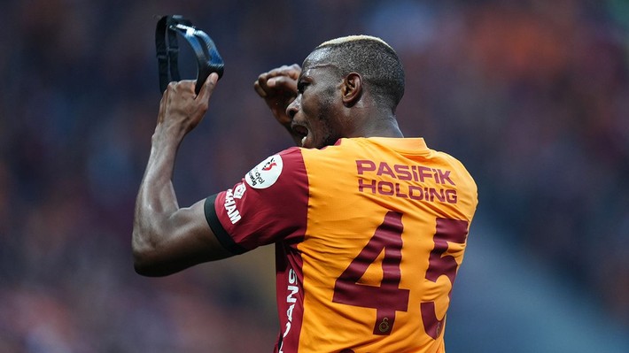 Osimhen teklifi geri çevirdi! Galatasaray'a yılın müjdesini duyurdular: Türkiye'de kalması... - Resim: 5