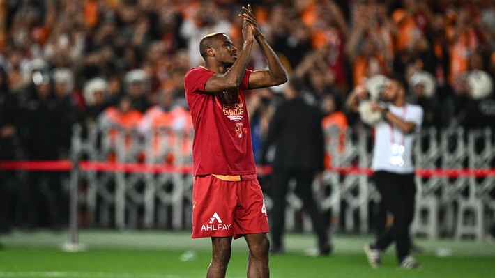 Osimhen teklifi geri çevirdi! Galatasaray'a yılın müjdesini duyurdular: Türkiye'de kalması... - Resim: 7