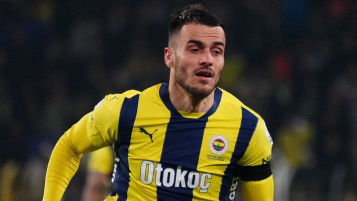Fenerbahçe'de kadro sil baştan! Ali Koç affetmedi: Lig biter bitmez hepiniz gidiyorsunuz! - Resim: 15