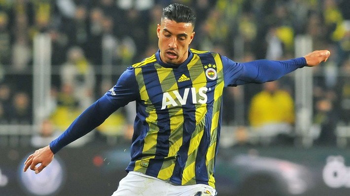 Şampiyon olamadığı 11 sezonda Fenerbahçe'den yolu geçen 50 yıldız futbolcu - Resim: 11