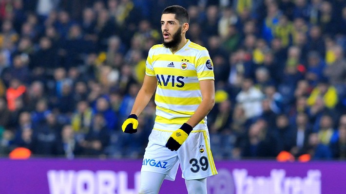 Şampiyon olamadığı 11 sezonda Fenerbahçe'den yolu geçen 50 yıldız futbolcu - Resim: 20