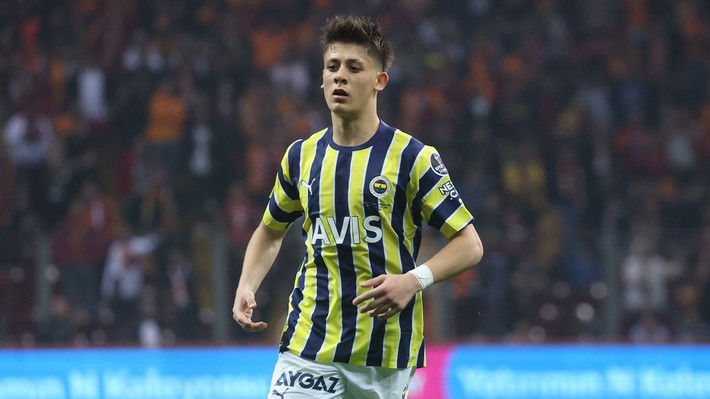 Şampiyon olamadığı 11 sezonda Fenerbahçe'den yolu geçen 50 yıldız futbolcu - Resim: 40