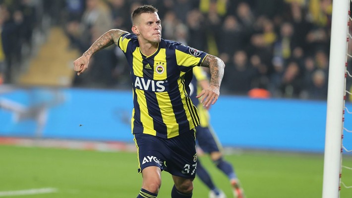 Şampiyon olamadığı 11 sezonda Fenerbahçe'den yolu geçen 50 yıldız futbolcu - Resim: 6