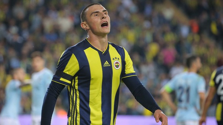 Şampiyon olamadığı 11 sezonda Fenerbahçe'den yolu geçen 50 yıldız futbolcu - Resim: 51