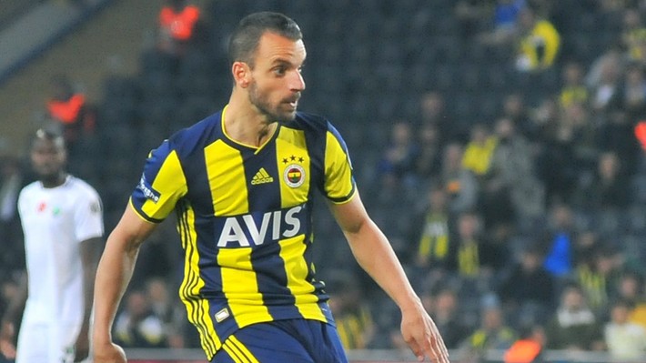 Şampiyon olamadığı 11 sezonda Fenerbahçe'den yolu geçen 50 yıldız futbolcu - Resim: 10