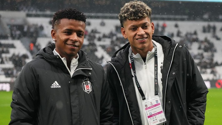 Yıldız futbolcunun menajeri İstanbul'a geldi Serdal Adalı'ya tepki yağdı: TikTok fenomenine kulüp bul - Resim: 5