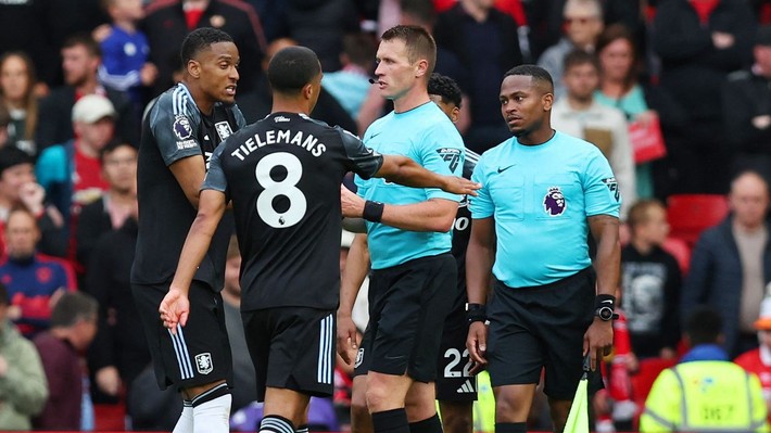 İngiltere bu pozisyonu konuşuyor! Altay Bayındır Unai Emery'yi Şampiyonlar Ligi'nden etti Aston Villa harekete geçti: "PGMOL'a şikayet ettik" - Resim: 10