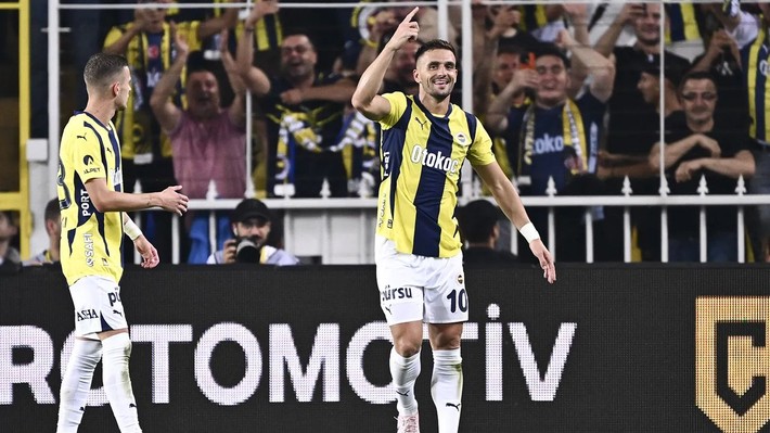 Tadic'in yerine 12 gol ve 20 asistlik kanat! Mou'nun aradığı isim... - Resim: 2