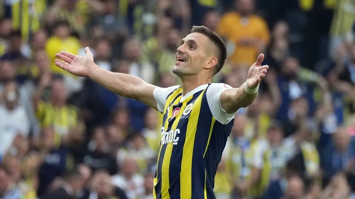 Tadic'in yerine 12 gol ve 20 asistlik kanat! Mou'nun aradığı isim... - Resim: 3