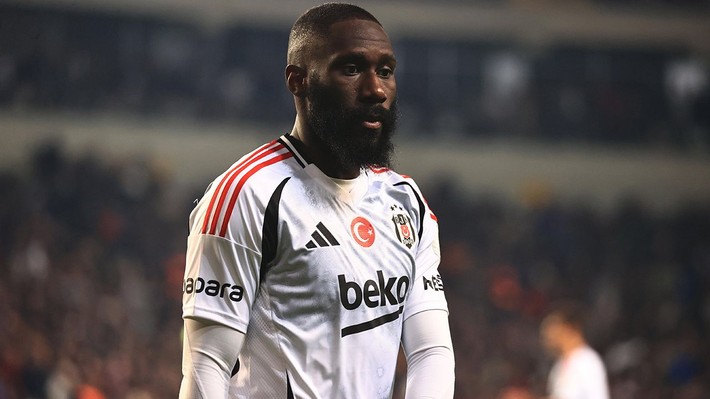Kartal'ın sorununu Osayi ve Osimhen çözüyor! Mou yüzüne bakmadığı Adalı transfer ediyor - Resim: 2