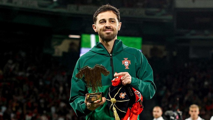 Dursun Özbek, Bernardo Silva derken İngiltere'nin altın çocuğunu Galatasaray'a getiriyor! Görüşmeler başladı - Resim: 4