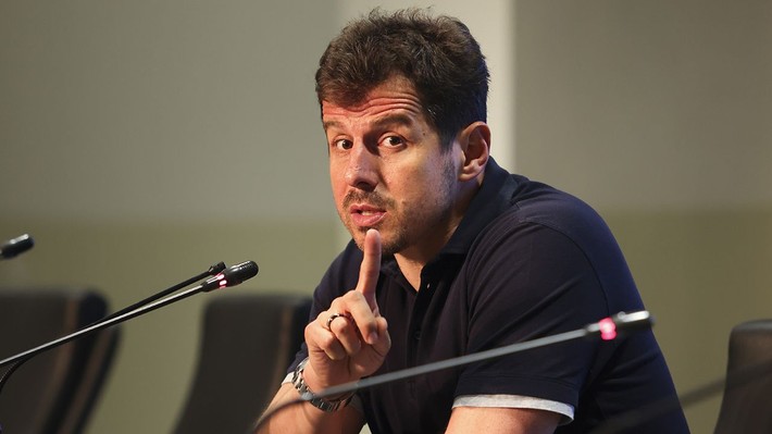 Emre Belözoğlu üçünde de forma giymişti: Bu takımlardan birinde teknik direktörlük yapmak istiyorum! - Resim: 15