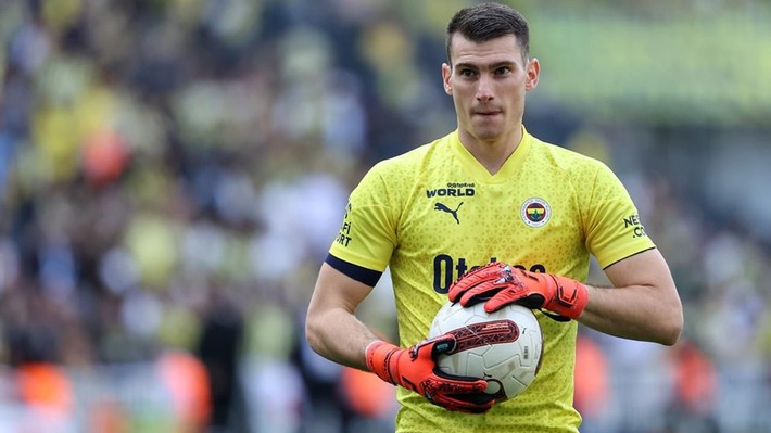 Kim Min Jae ve Eljif Elmas, Livakovic'in Fenerbahçe kariyerini bitirdi! Yeni kaleci İtalyan'dan geliyor - Resim: 2