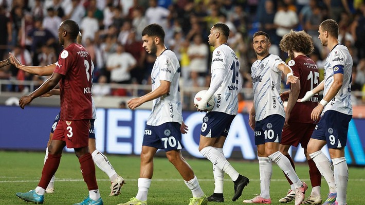 Mourinho'nun ekibindeki krizin sebebi belli oldu! İşte Fenerbahçe'nin 4 yeni antrenörü - Resim: 2