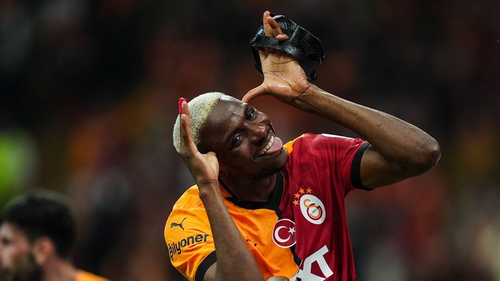İstanbul'da yılın görüşmesi! Osimhen için Napoli'den resmi izin alındı - Resim: 2
