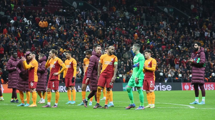 Galatasaray ligi 13. bitirdiği sezondan transfer yapıyor! Eski futbolcusunun önünde tek engel var - Resim: 1
