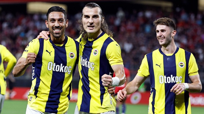 Fenerbahçe'de isyan çıktı: Jose Mourinho varsa biz yokuz! - Resim: 4