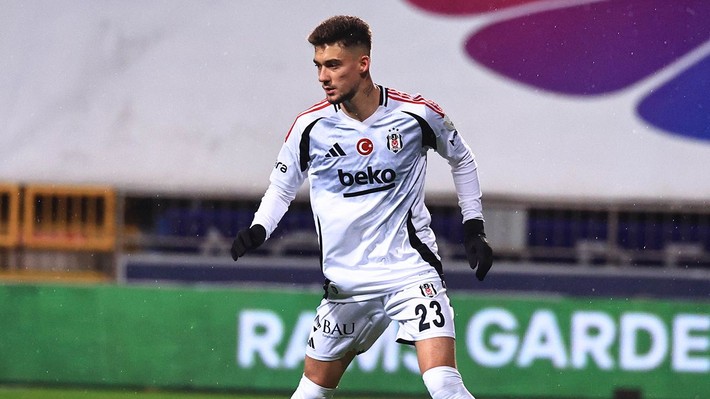 Beşiktaş'ta şok ayrılık! Adalı'ya rest çekti: İstenmediğim yerde kalmak istemem! Bonservisimi verin ayrılayım - Resim: 3