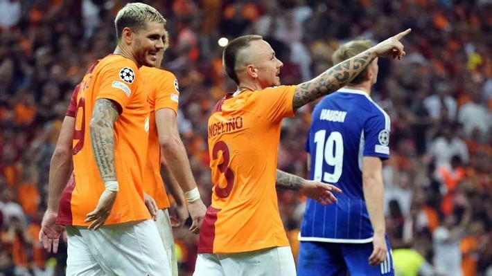 Buruk'un yaka paça kovduğu isim 25 milyon euroya transfer oluyor! - Resim: 4