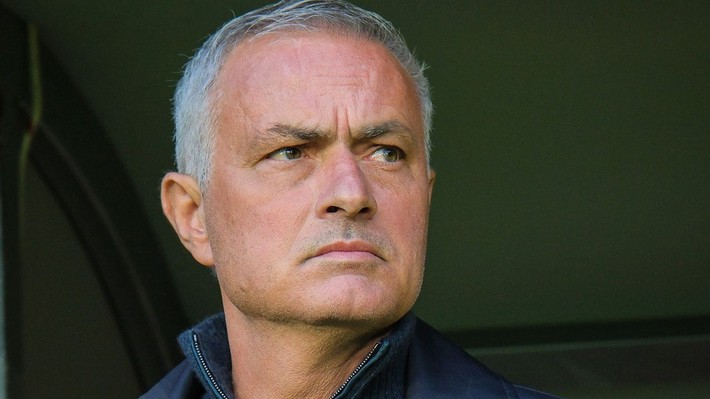 Mourinho yüzüne bile bakmamıştı şimdi kalmasını istiyor! Özel görüşmede kararını iletti - Resim: 3