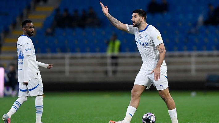 F.Bahçe'den G.Saray'a cevap: Sane'yi alırsan o yıldızı transfer ederim - Resim: 8