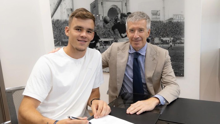 Adalı'nın golcü transferini Dzeko çözüyor! Hollandalı yıldız sezon başı... - Resim: 8