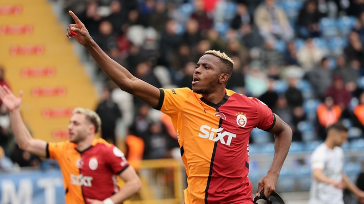 Osimhen'le resmi görüşmeler başladı! Yıllık ücreti ve Napoli'ye ödenecek bonservis belli oldu - Resim: 3