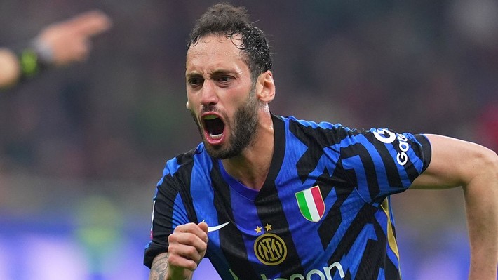 Galatasaray, Hakan Çalhanoğlu için görüşmelere başladı! İşte Inter'in istediği bonservis bedeli - Resim: 4