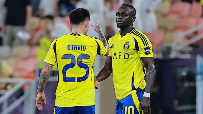 Koç'tan Özbek'i kıskandıracak transferi! Daha önce Sane'yi yumruklamıştı - Resim: 6
