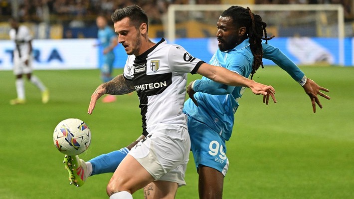 Serdal Adalı'dan Ole Gunnar Solskjaer'e müjde: Anguissa'yı alamazsak... - Resim: 2