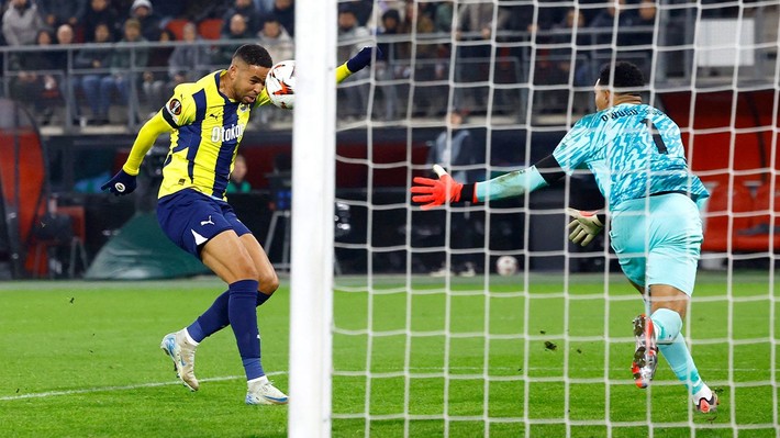 Ali Koç resti çekti! “40 milyon eurodan aşağı satmam” - Resim: 2