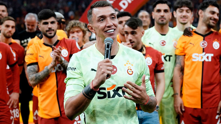 Mourinho istemiş Ali Koç alamamıştı! Muslera yıldız futbolcuyla takım arkadaşı oldu, menajeri transferi resmen açıkladı! - Resim: 4