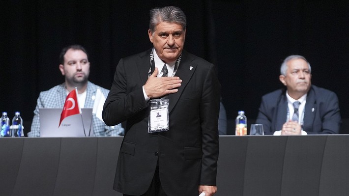 Dikilitaş projesine onay çıktı! Serdal Adalı rotayı transfere çevirdi! Kampa kadar... - Resim: 1