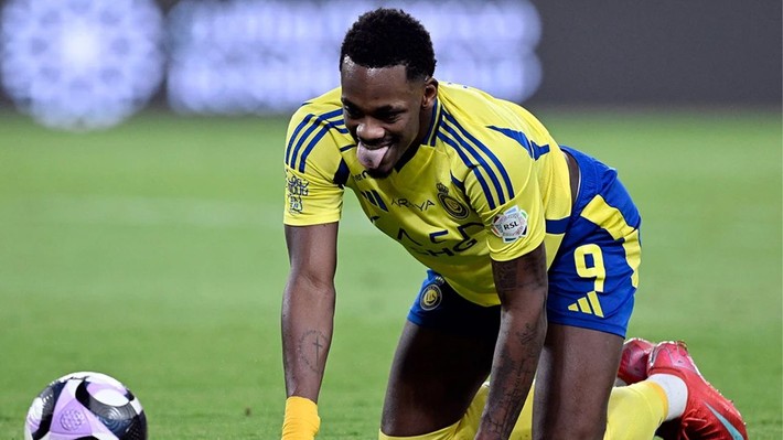 77 milyon euroluk santrfora resmi teklif! Transferi için Talisca'yı satmışlardı - Resim: 8