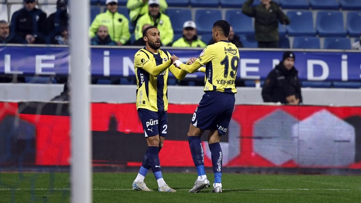 Mourinho'nun yüzüne bakmadığı yıldıza Süper Lig'den talip! - Resim: 2