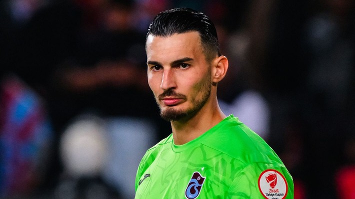 Fenerbahçe ilk transferini İstanbul'a getirdi! Anlaşma tamamlandı - Resim: 3
