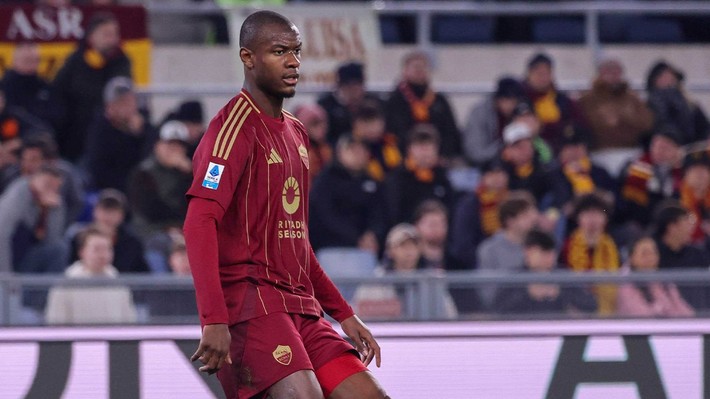 Roma Mourinho'nun transferini satışa koydu Özbek devreye girdi! - Resim: 8
