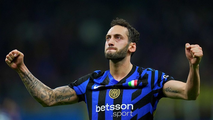 Hakan Çalhanoğlu'na şok tepki! "Sen ilk tercih bile değilsin, defol" - Resim: 7