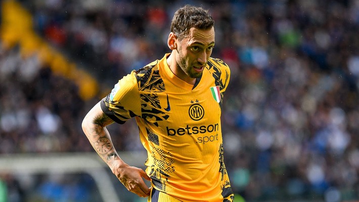 Hakan Çalhanoğlu'na şok tepki! "Sen ilk tercih bile değilsin, defol" - Resim: 8