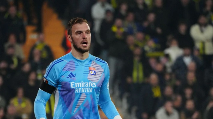 Dursun Özbek yeni Fernando Muslera'sını buldu! Lig düşmek istemiyor - Resim: 7